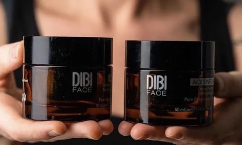 La Cura della Pelle con DIBI Milano: Innovazione e Risultati per un Viso Rigenerato