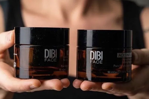 La Cura della Pelle con DIBI Milano: Innovazione e Risultati per un Viso Rigenerato